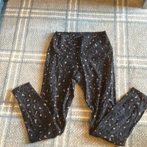 Varley leopard print leggings